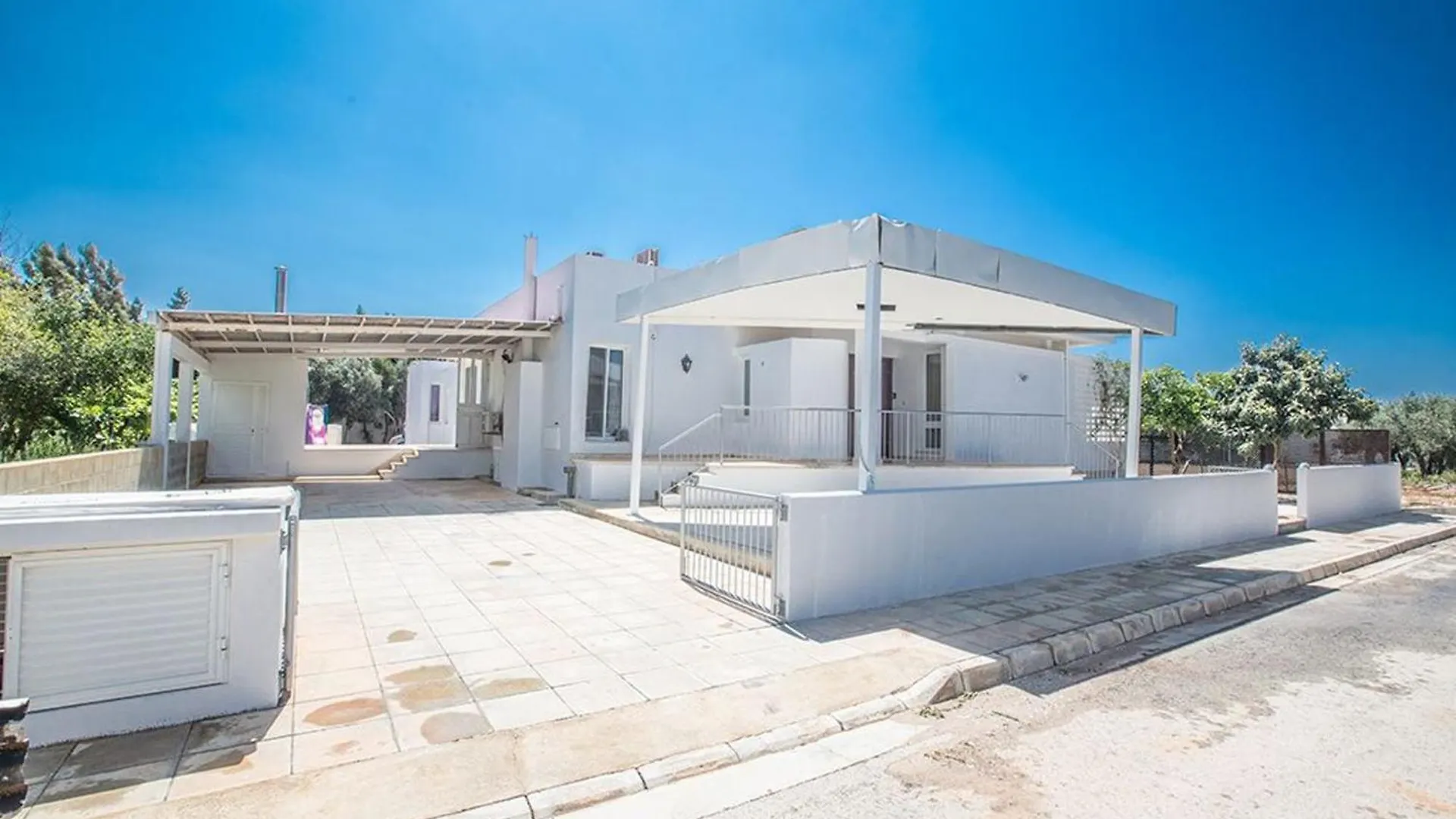 Villa Mavris - Lovely 4 Bedroom Villa With Private Pool In Central أيا نابا