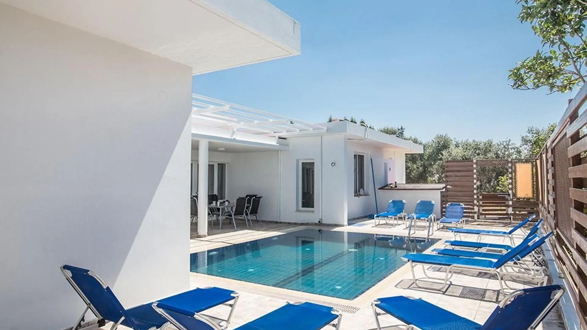 Villa Mavris - Lovely 4 Bedroom Villa With Private Pool In Central أيا نابا
