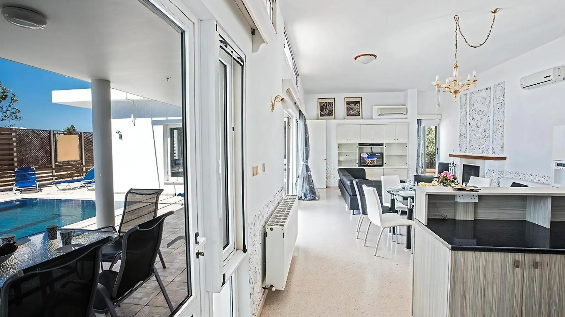 Villa Mavris - Lovely 4 Bedroom Villa With Private Pool In Central Ayia Napa Cyprus